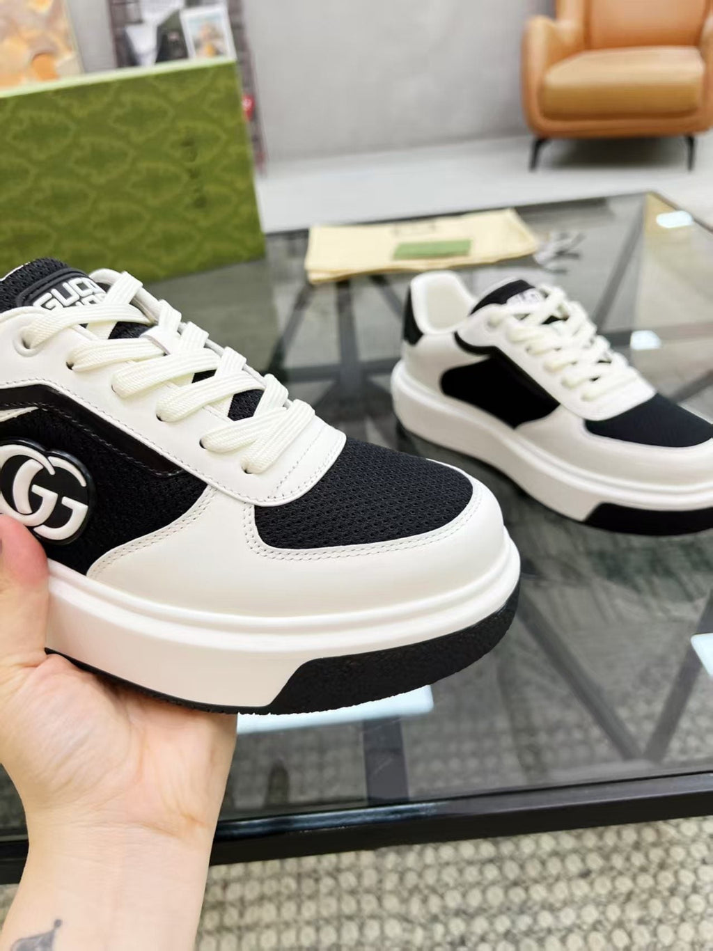 Gucci Low-Top Sneakers