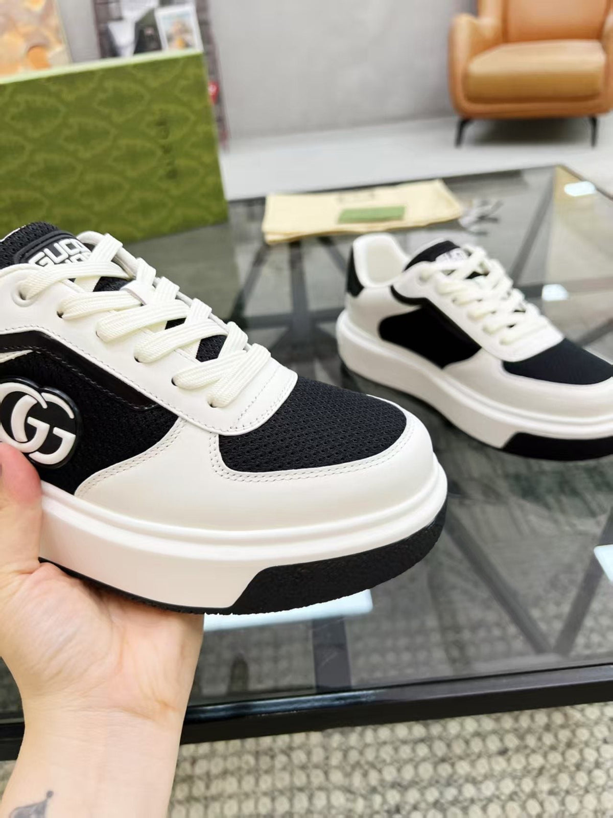 Gucci Low-Top Sneakers
